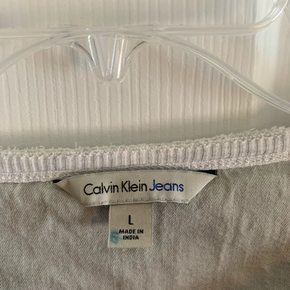 Calvin Klein Long Sleeve Shirt - Picture 2 of 4